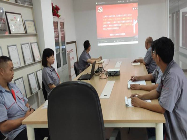 �������A������O(sh��)��S�M���°�ȫ���a(ch��n)���W(xu��)��(x��)